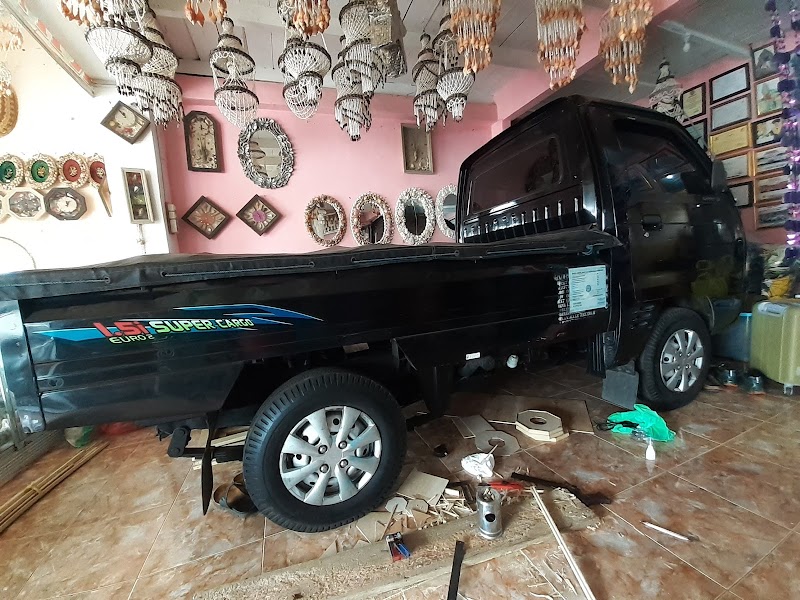Moving Stuff in Cilacap? Kharisma Transport is Ready to Help!